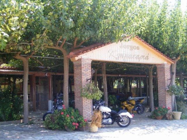 Lintzi Hotel Arkoudi Extérieur photo