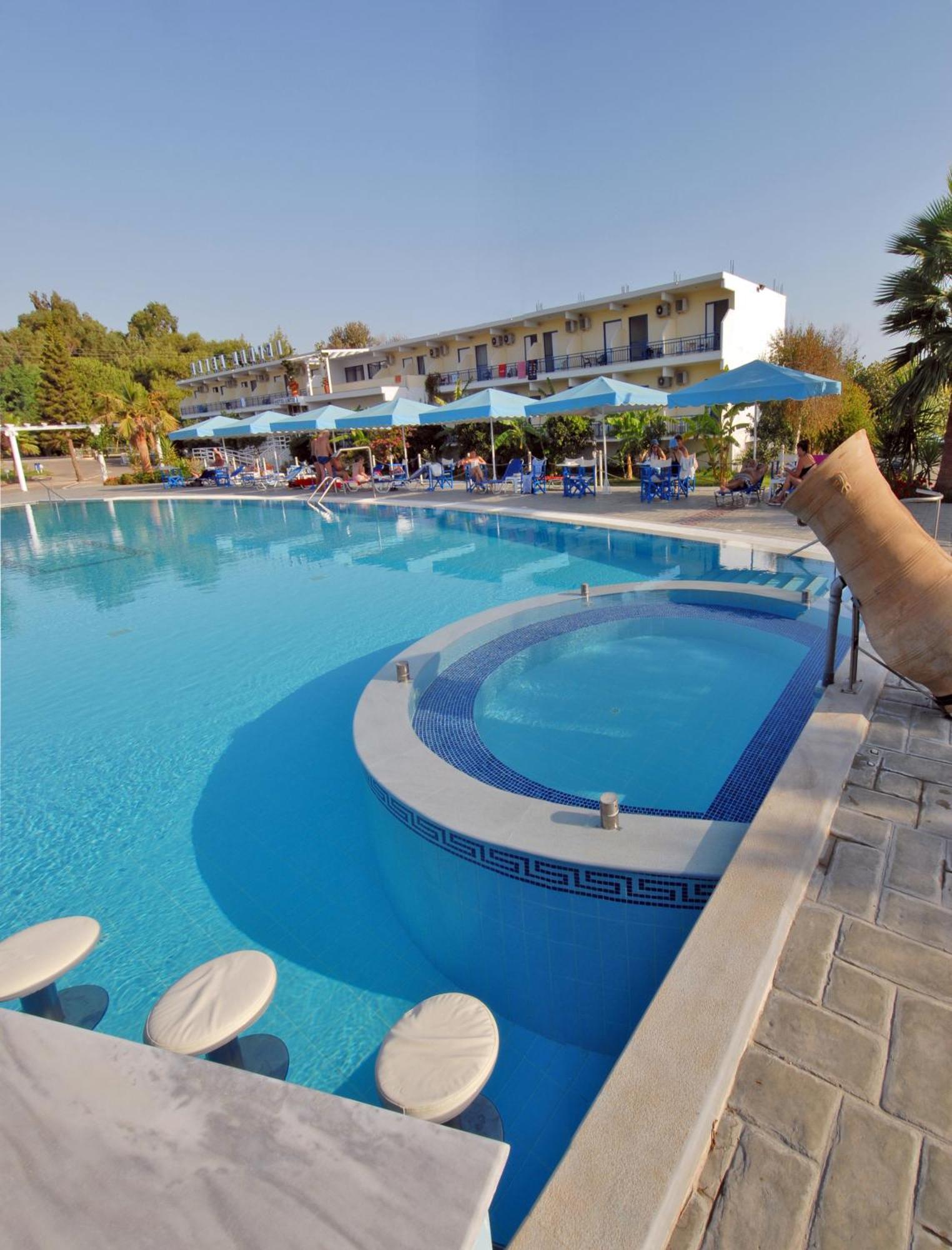 Lintzi Hotel Arkoudi Extérieur photo