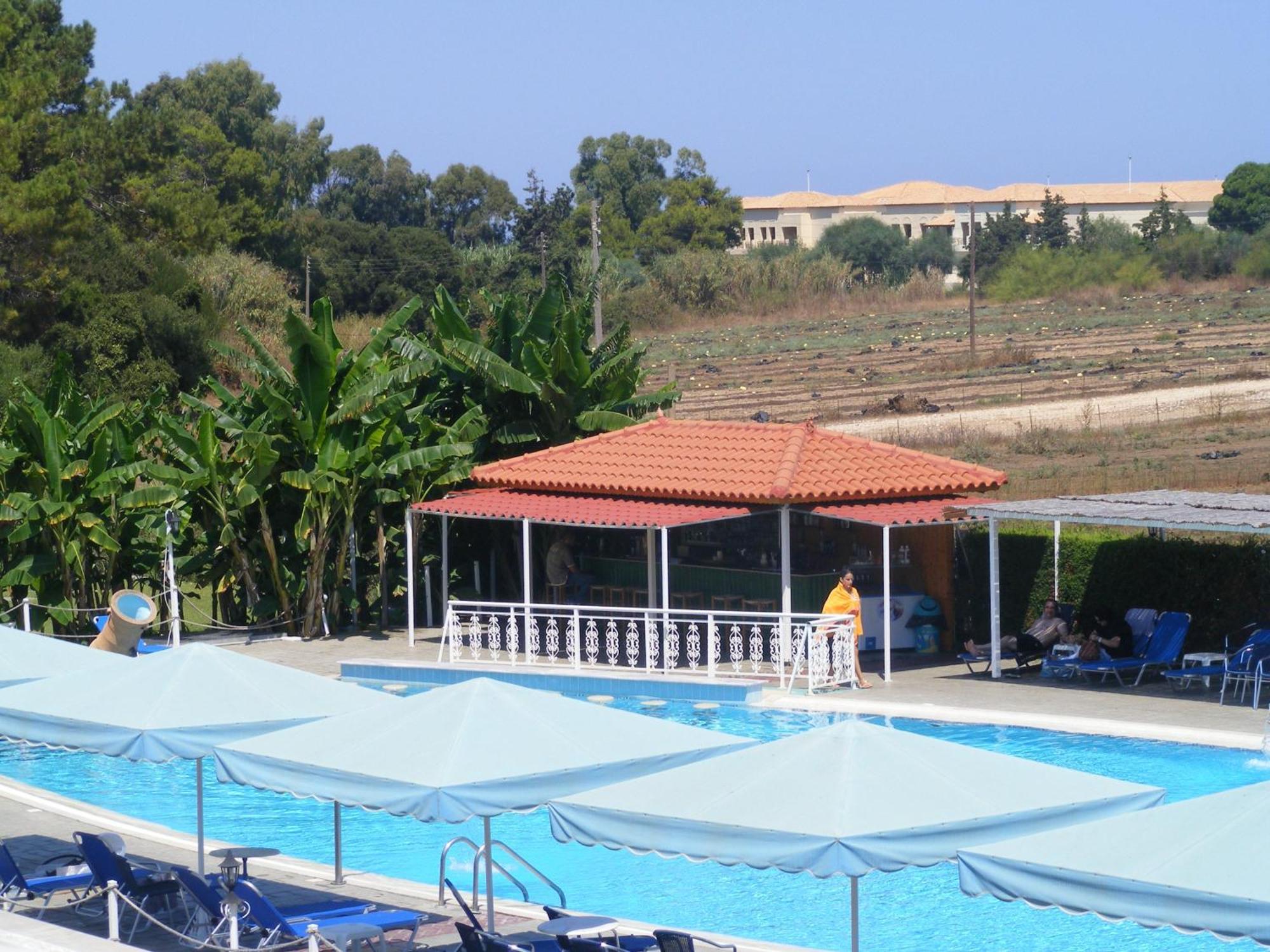 Lintzi Hotel Arkoudi Extérieur photo