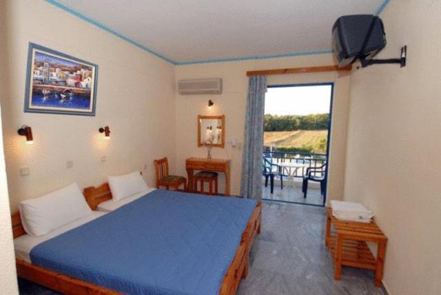 Lintzi Hotel Arkoudi Extérieur photo